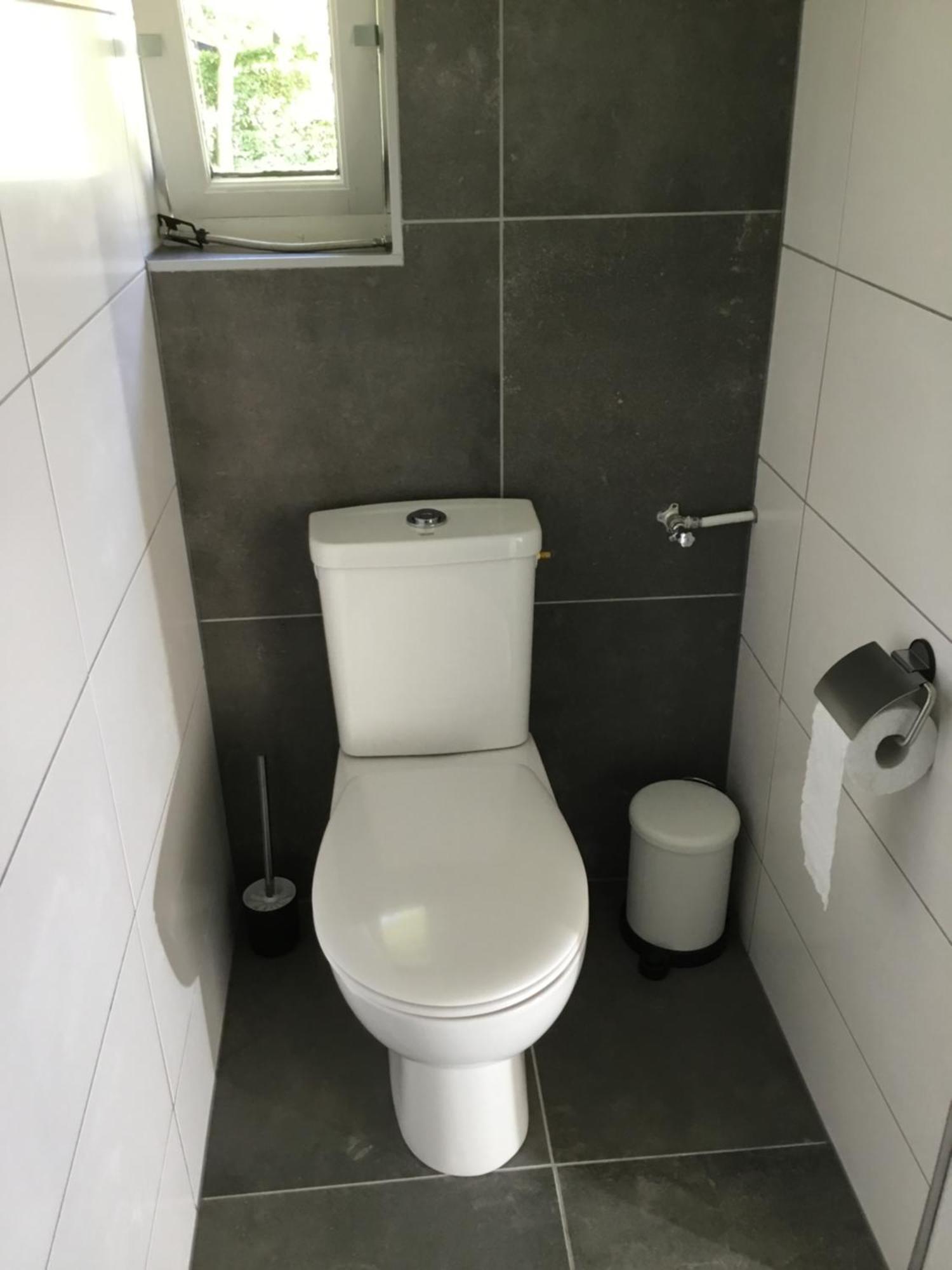Landelijk Gelegen Huisje Op Erf Veeningen Extérieur photo